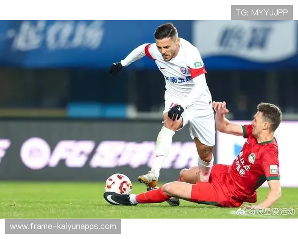 云南玉昆引进强援，巴乙球员与国脚助力保级